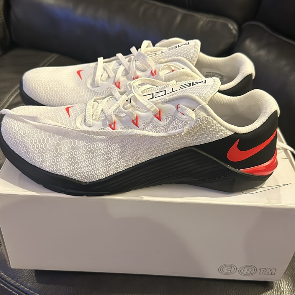 Brand New Custom Made Nike Metcon 5 Cross Training Sneakers Size 10.5